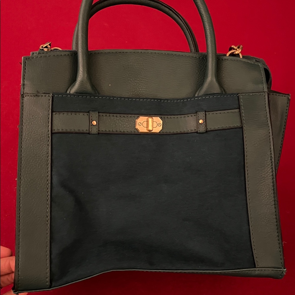 Elegant Two-Tone Handbag